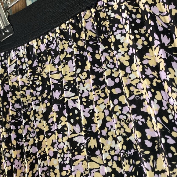 Vince camuto black/yellow/lavender pleated midi skirt - Picture 6 of 16